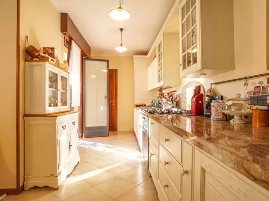 Immagine 6 di Casa indipendente in vendita  a Verona