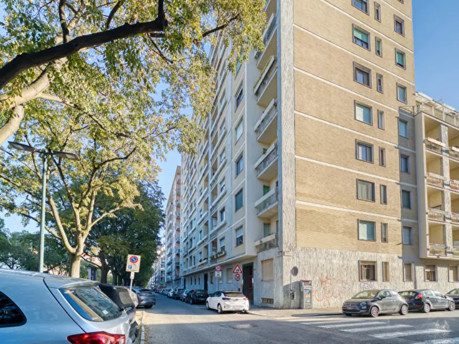 Immagine 1 di Appartamento in vendita  in Corso Peschiera 349 a Torino