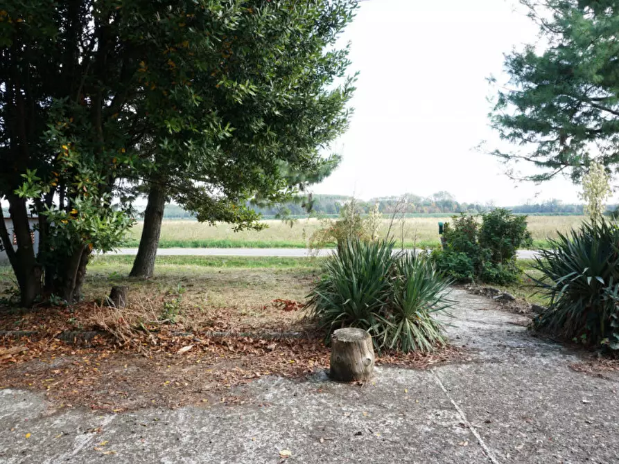 Immagine 33 di Casa indipendente in vendita  in Strada Chiesa di Castelnovo 20 a Parma