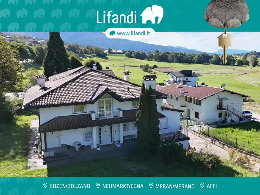 Immagine 1 di Villa in vendita  in Via Cesare Battisti a Borgo D'anaunia