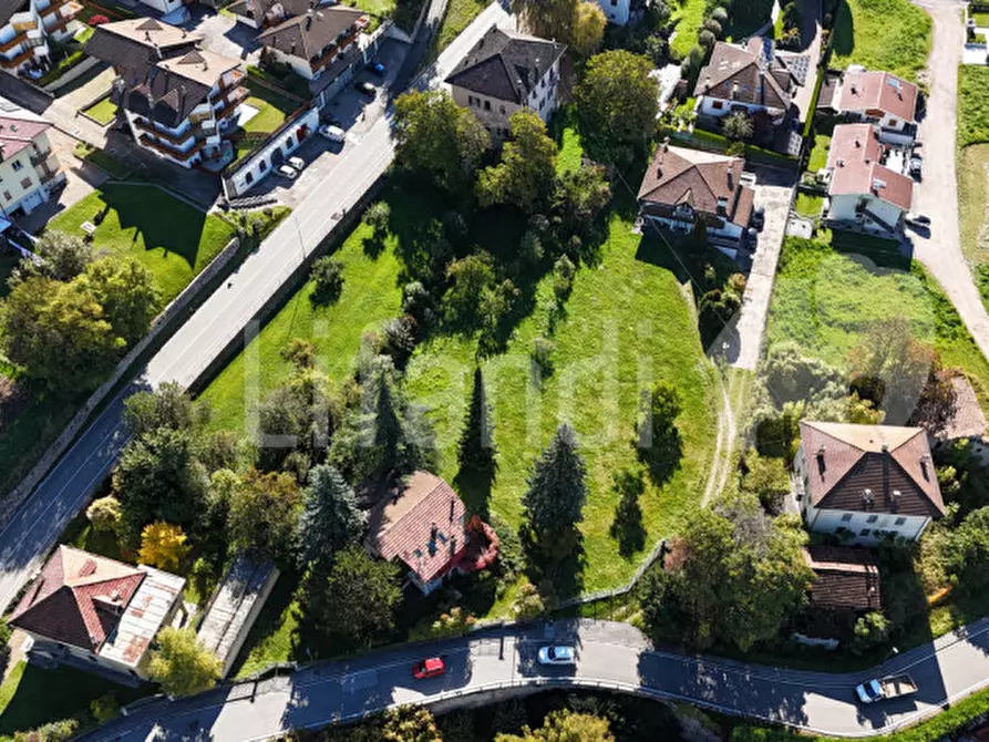 Immagine 2 di Villa in vendita  in Via Cesare Battisti a Borgo D'anaunia