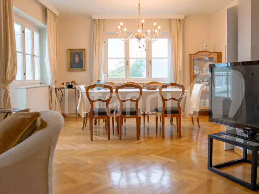 Immagine 2 di Villa in vendita  in Via Cesare Battisti a Borgo D'anaunia