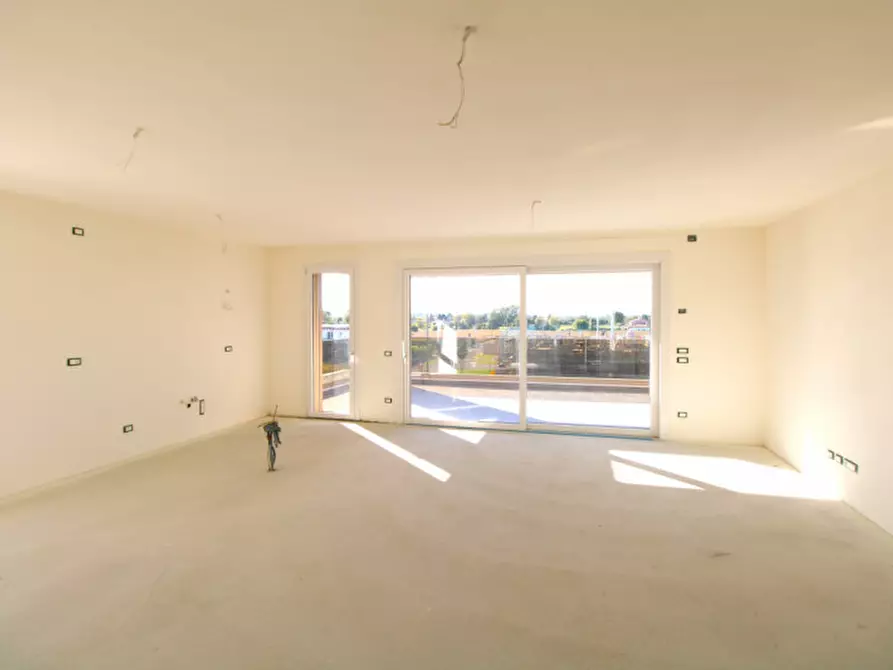 Immagine 3 di Attico in vendita  in Via Maria Callas a Albignasego