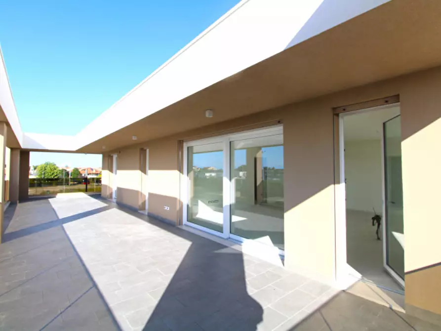 Immagine 8 di Attico in vendita  in Via Maria Callas a Albignasego