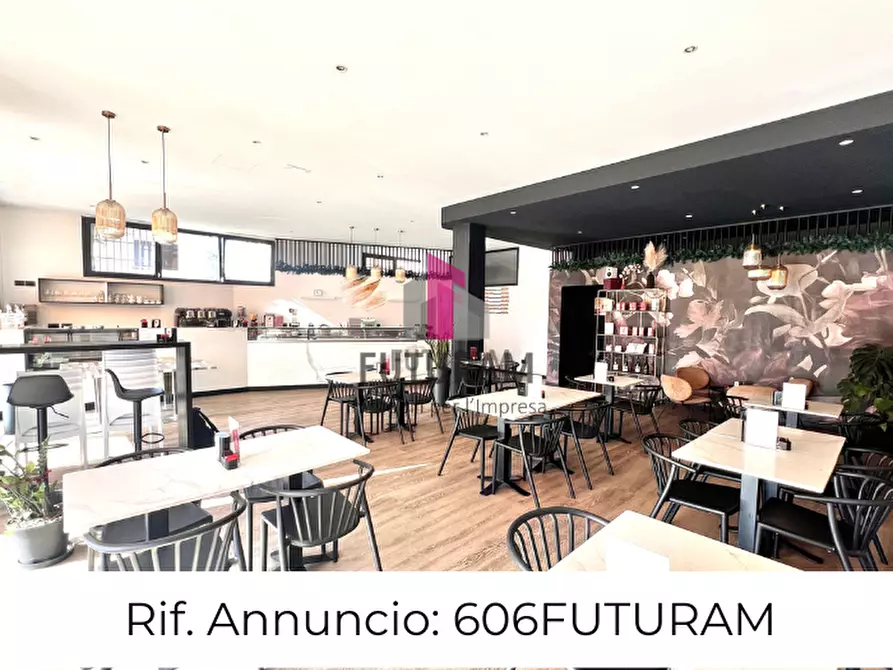 Immagine 2 di Attività commerciale in vendita  in Viale della Pace, 200 a Vicenza