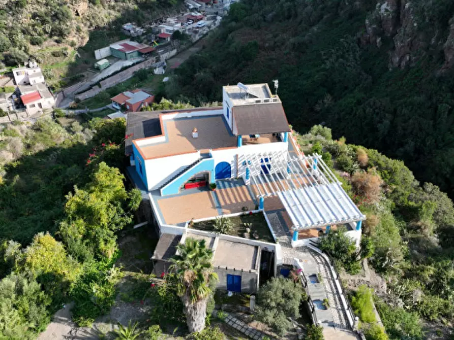 Immagine 4 di Hotel in vendita  in via candali, lipari a Lipari