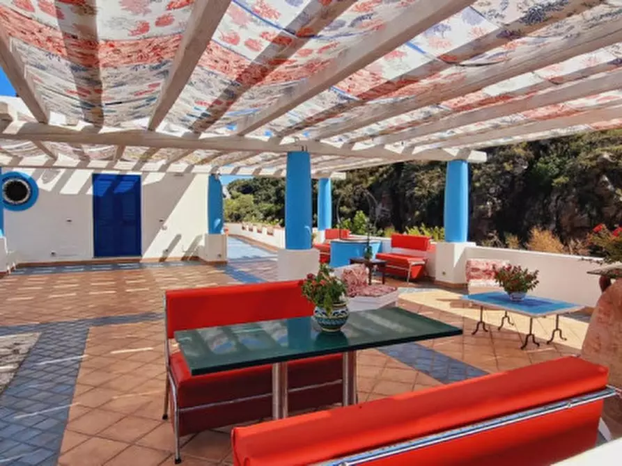 Immagine 6 di Hotel in vendita  in via candali, lipari a Lipari