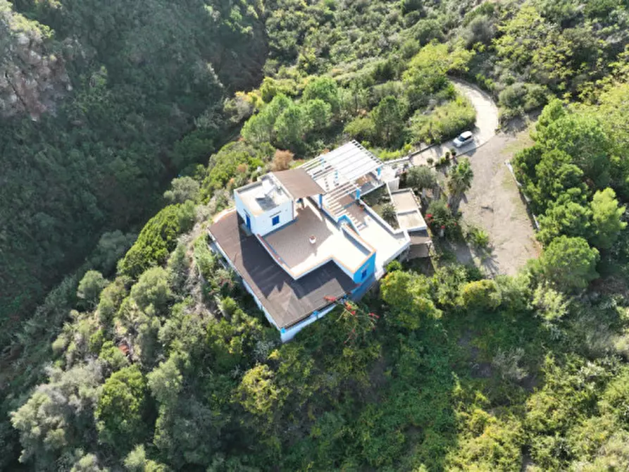 Immagine 11 di Hotel in vendita  in via candali, lipari a Lipari