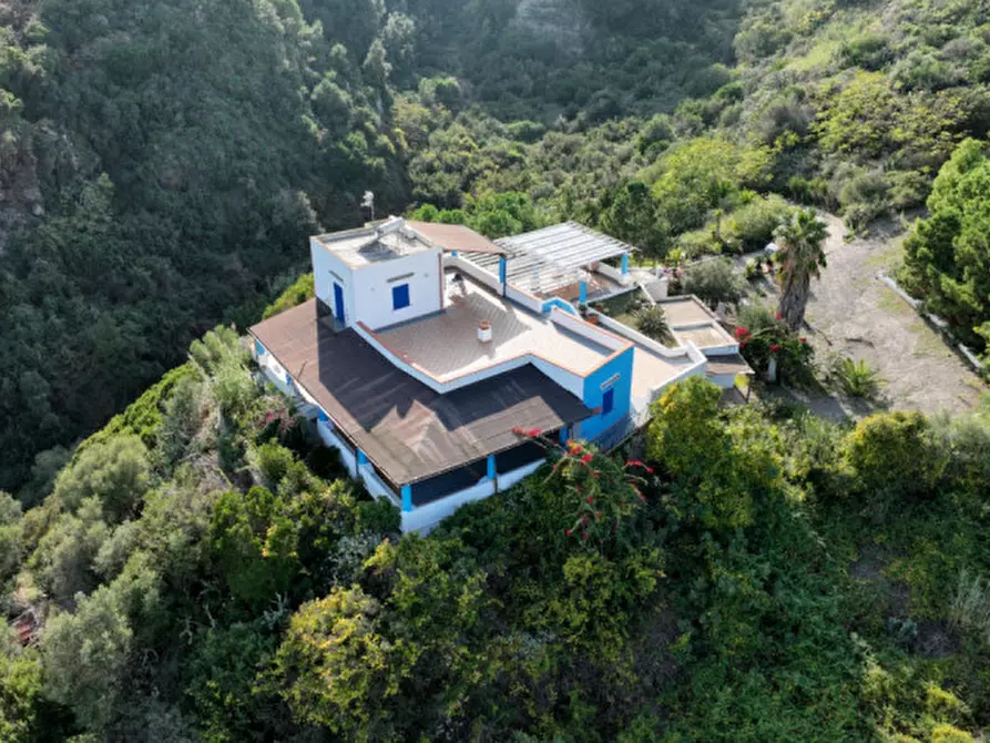 Immagine 12 di Hotel in vendita  in via candali, lipari a Lipari