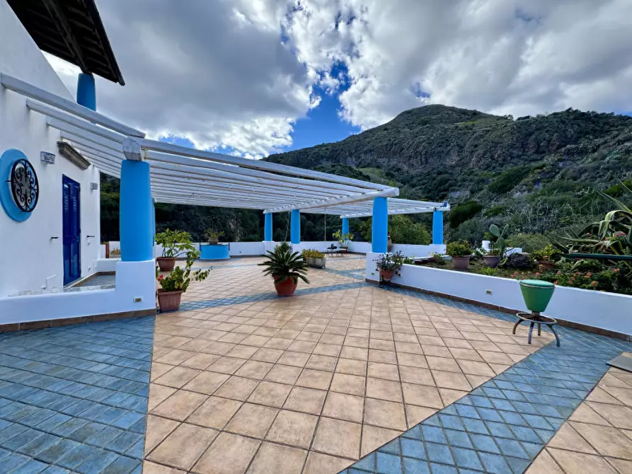 Immagine 34 di Hotel in vendita  in via candali, lipari a Lipari