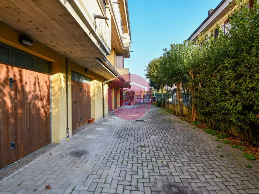 Immagine 4 di Appartamento in vendita  a Savignano Sul Rubicone