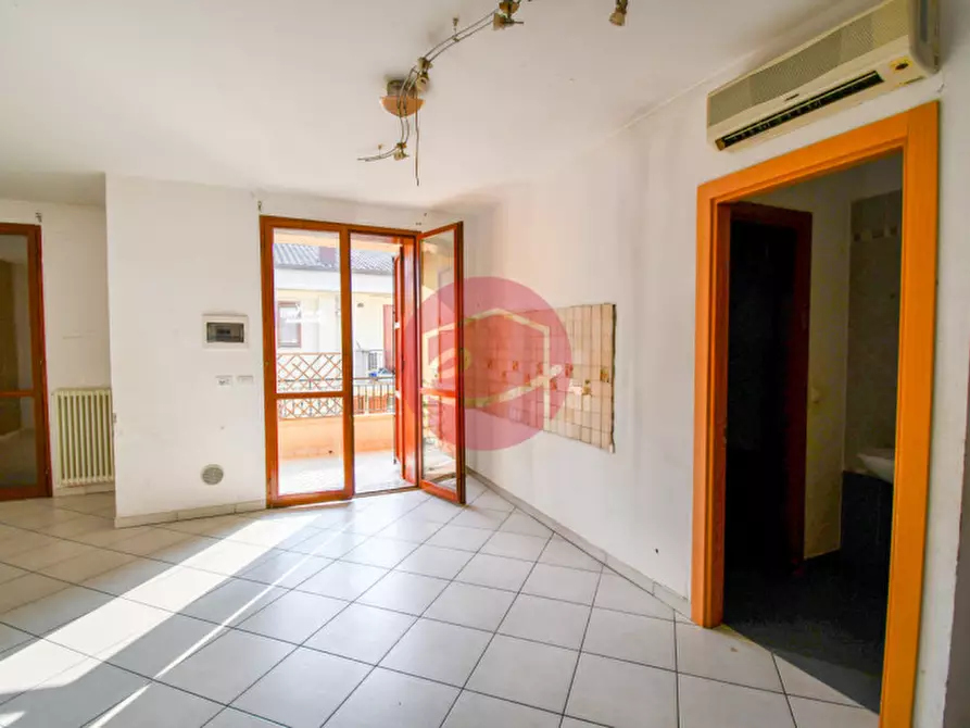 Immagine 12 di Appartamento in vendita  a Savignano Sul Rubicone