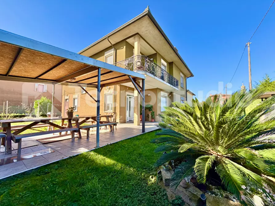 Immagine 1 di Casa indipendente in vendita  a Lonigo