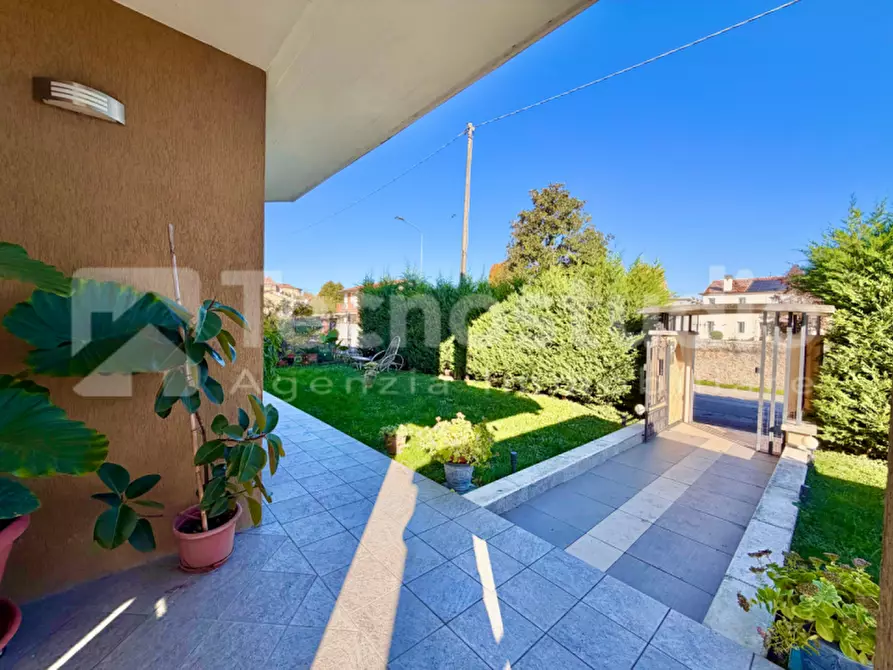 Immagine 18 di Casa indipendente in vendita  a Lonigo