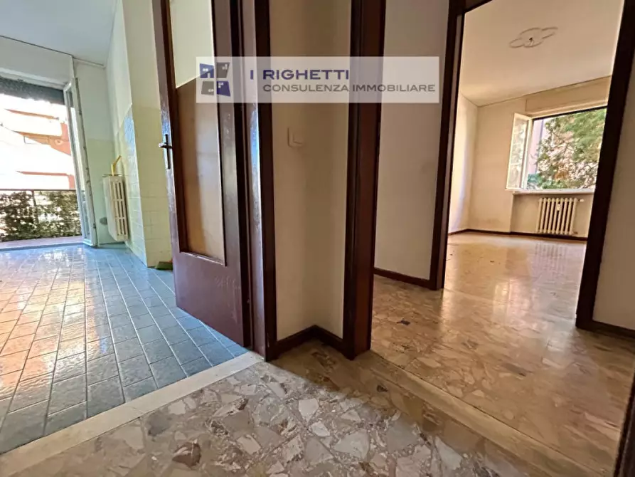 Immagine 2 di Appartamento in vendita  in Via Adriano Valerini a Verona