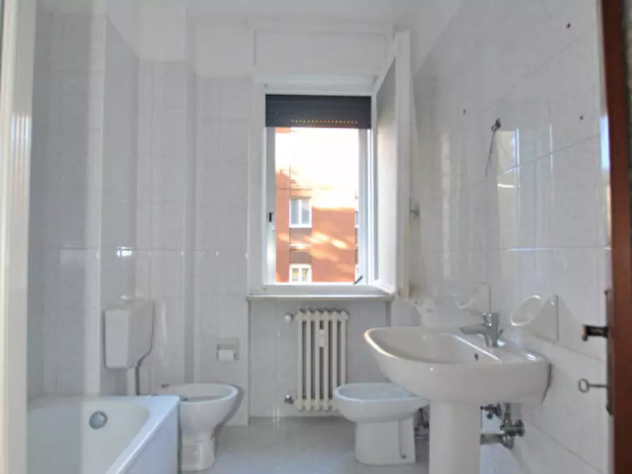 Immagine 10 di Appartamento in vendita  in Via Adriano Valerini a Verona