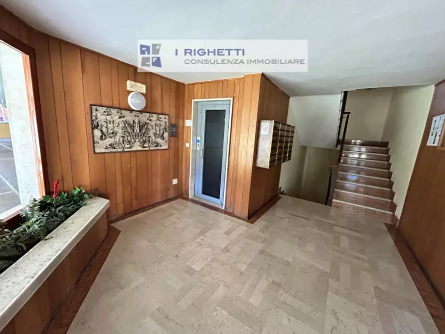 Immagine 16 di Appartamento in vendita  in Via Adriano Valerini a Verona