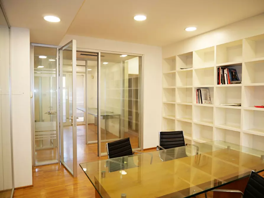 Immagine 24 di Appartamento in affitto  in Via Lungaterno Sud a Pescara