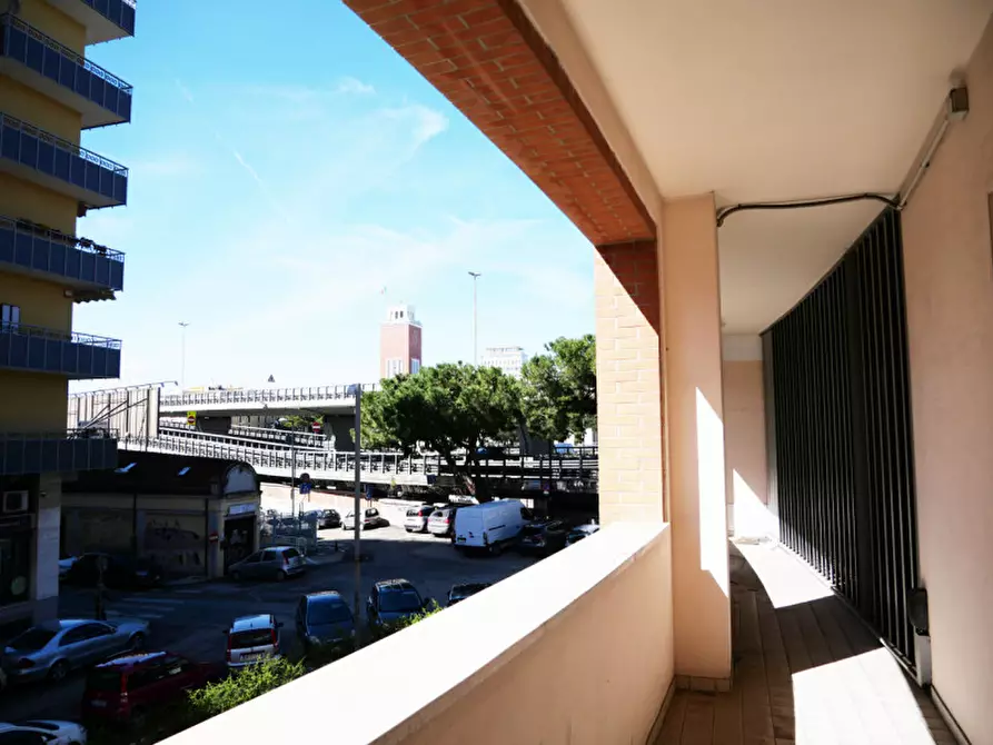 Immagine 33 di Appartamento in affitto  in Via Lungaterno Sud a Pescara