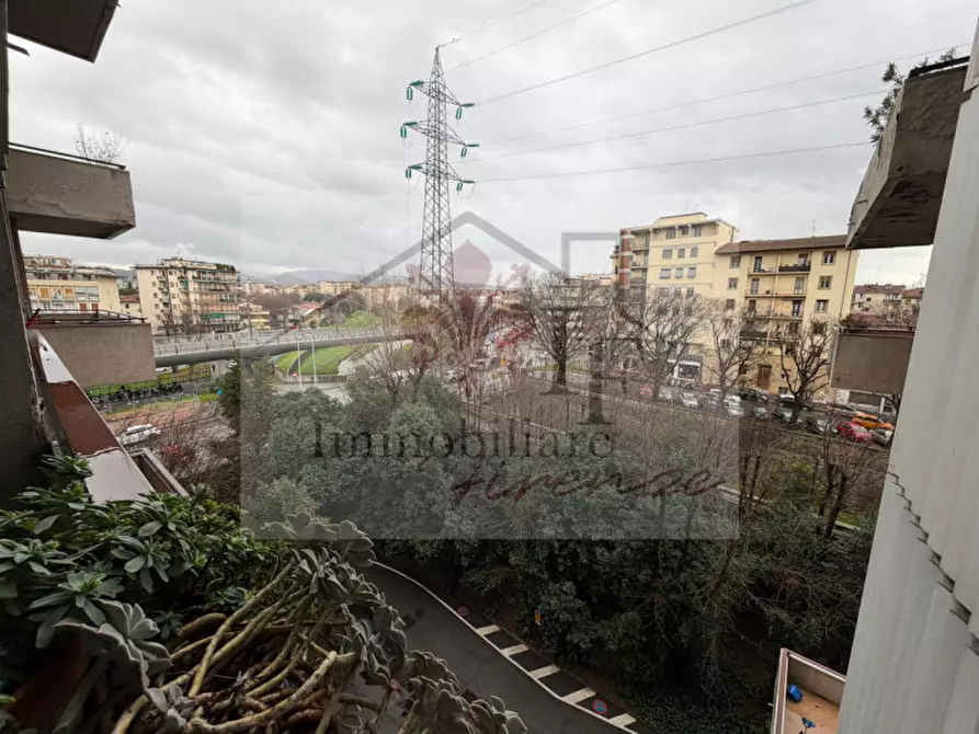Immagine 16 di Appartamento in vendita  in Via di Novoli a Firenze