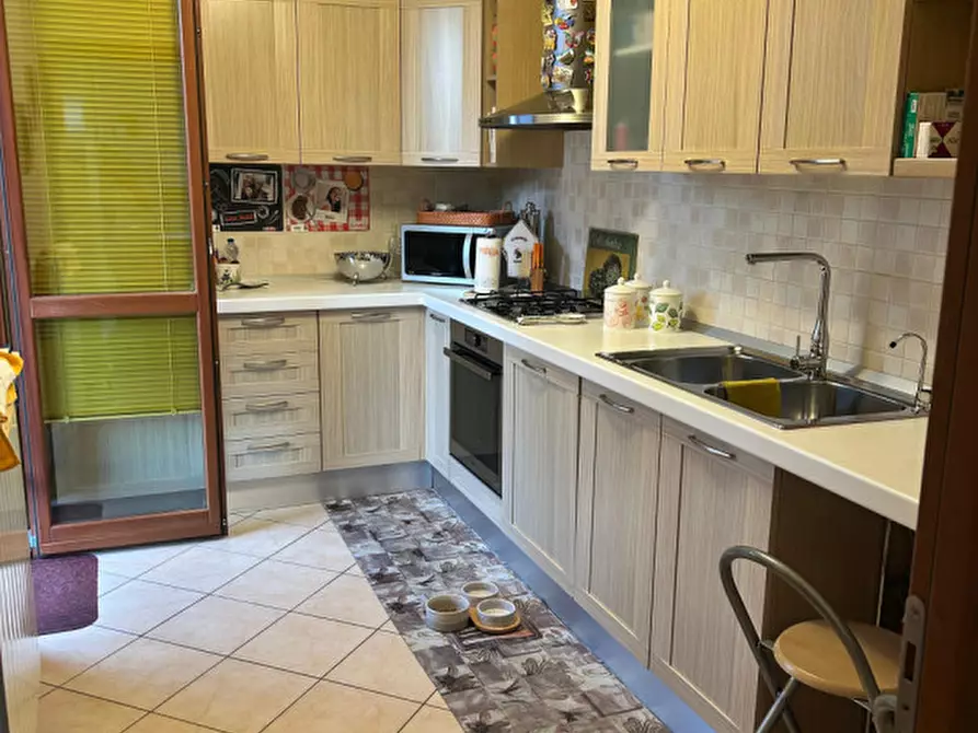 Immagine 1 di Appartamento in vendita  a Rovigo