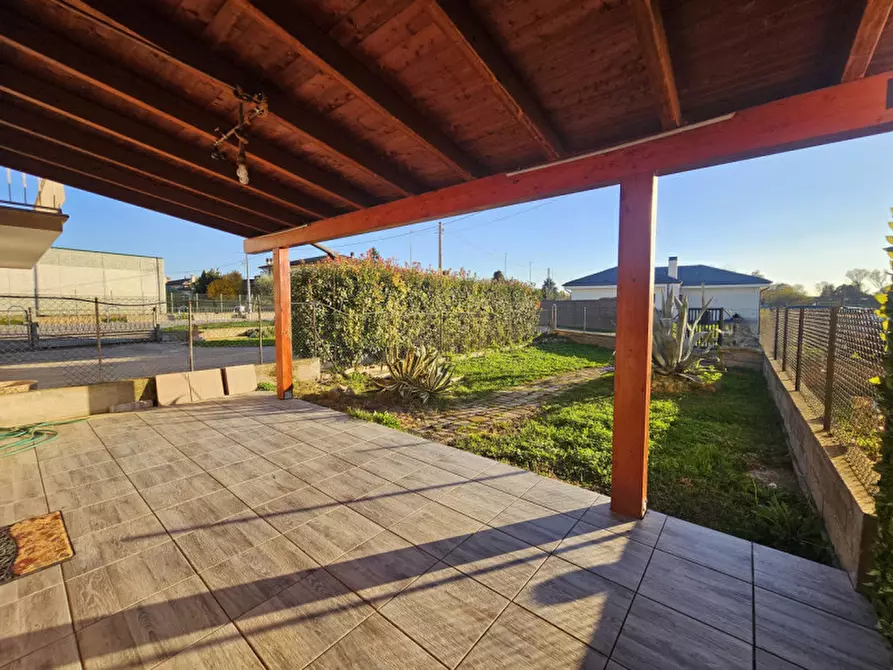 Immagine 6 di Villetta a schiera in vendita  in VIA ANTONIO VIVALDI a Sant'urbano