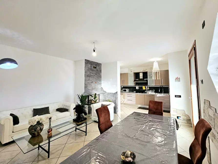 Immagine 17 di Villetta a schiera in vendita  in VIA ANTONIO VIVALDI a Sant'urbano