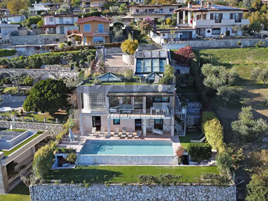 Immagine 3 di Villa in vendita  in Via Sant'Anna, Salò a Salò
