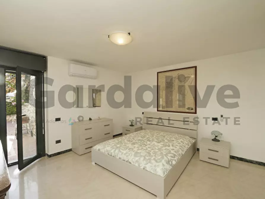 Immagine 11 di Villa in vendita  in Via Sant'Anna, Salò a Salò