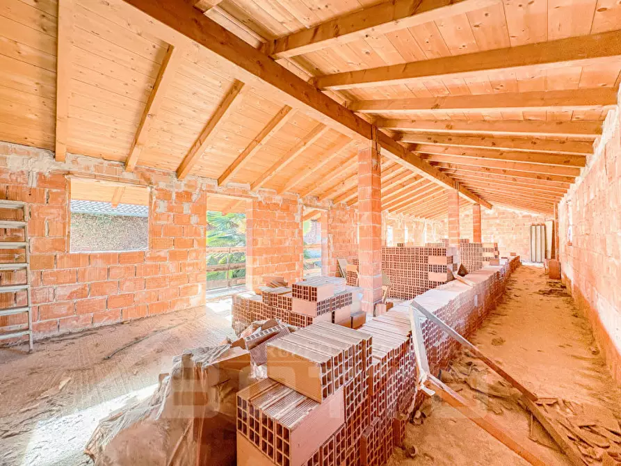 Immagine 15 di Rustico / casale in vendita  in Via Cavour 7 a Oleggio