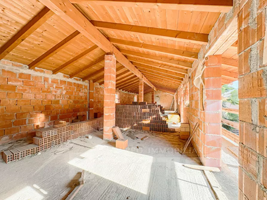 Immagine 16 di Rustico / casale in vendita  in Via Cavour 7 a Oleggio