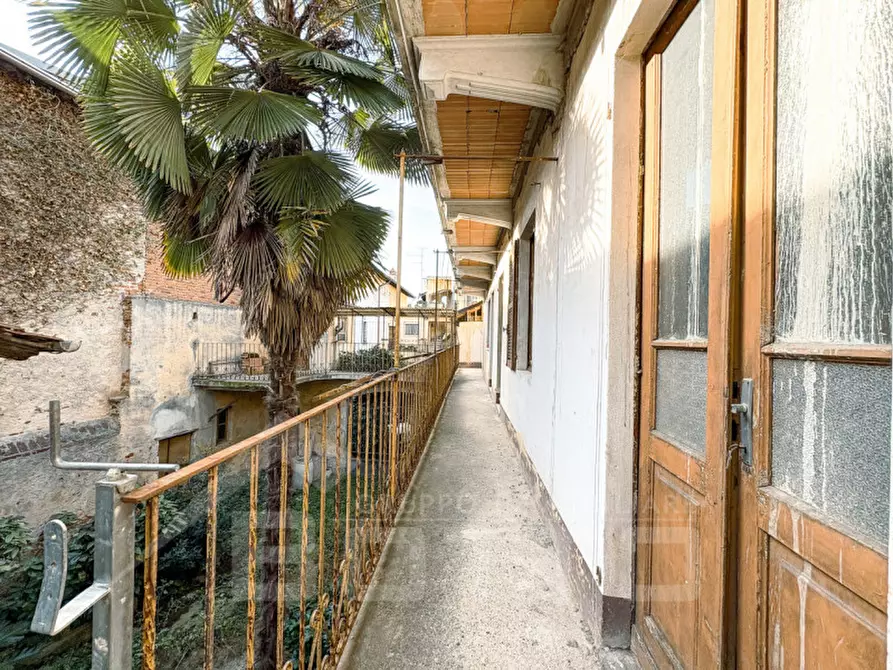 Immagine 19 di Rustico / casale in vendita  in Via Cavour 7 a Oleggio