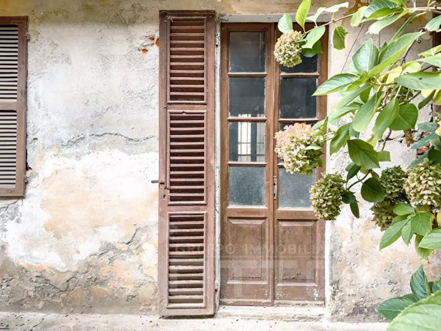 Immagine 20 di Rustico / casale in vendita  in Via Cavour 7 a Oleggio