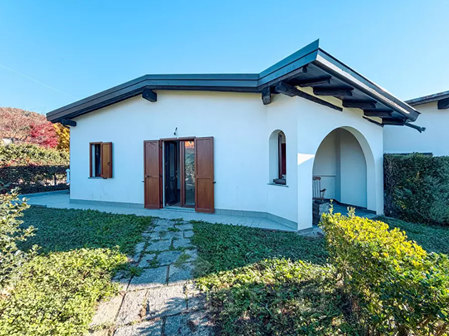 Immagine 1 di Villetta a schiera in vendita  in Via Due Riviere a Armeno