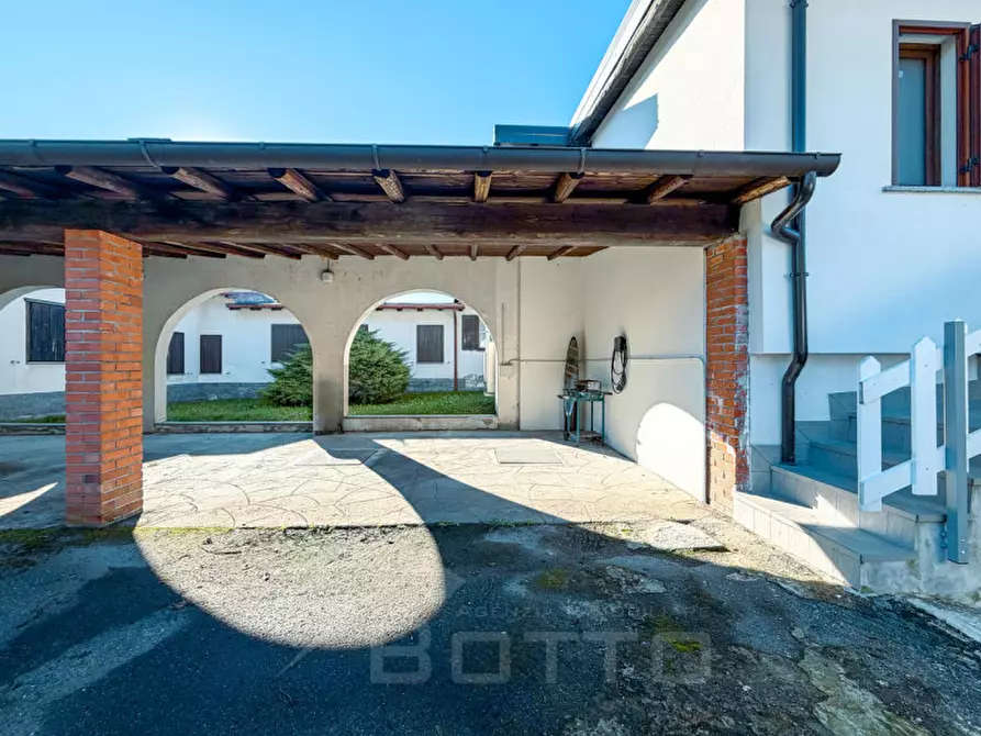 Immagine 33 di Villetta a schiera in vendita  in Via Due Riviere a Armeno