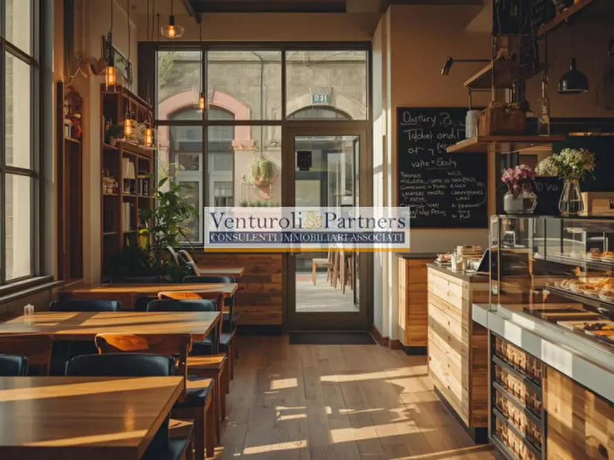 Immagine 1 di Attività commerciale in vendita  in Via Eugenio Curiel a Desenzano Del Garda
