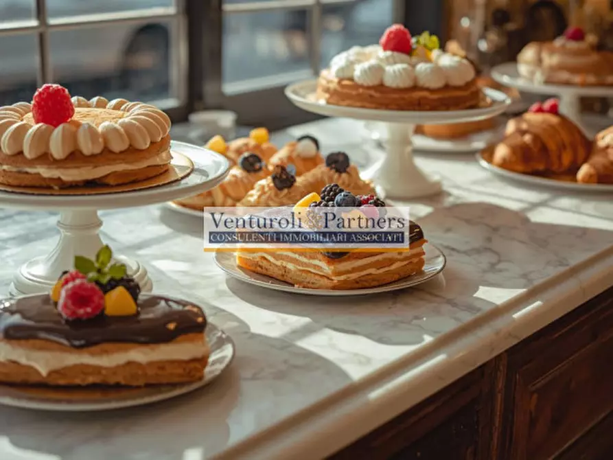 Immagine 8 di Attività commerciale in vendita  in Via Eugenio Curiel a Desenzano Del Garda