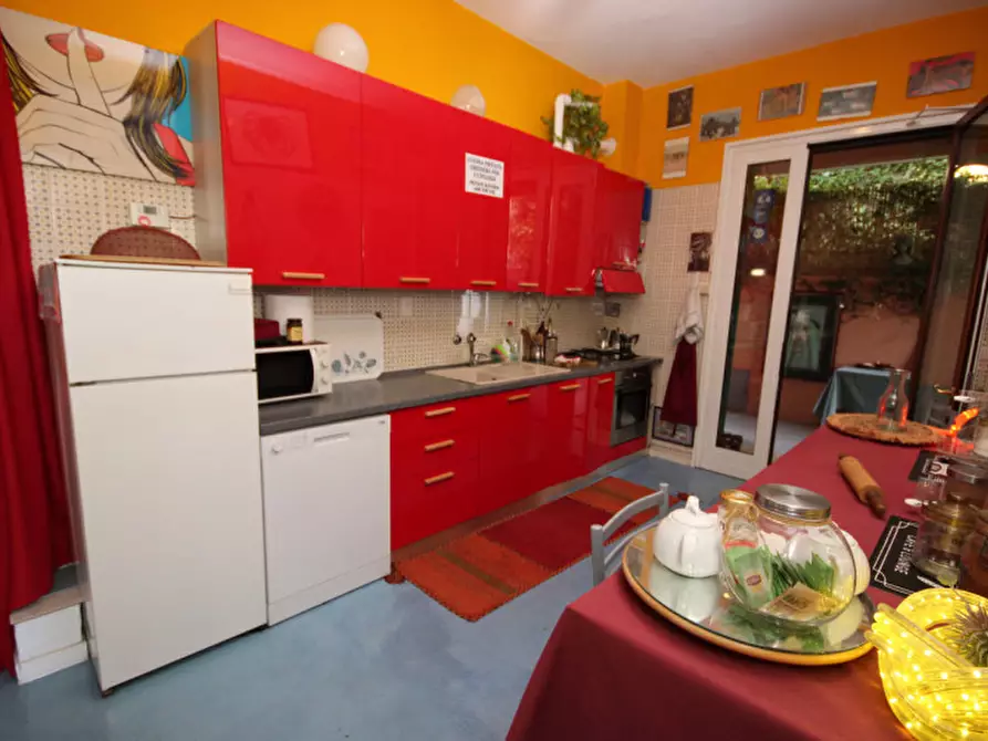 Immagine 13 di Appartamento in vendita  in via Pini d'Aleppo a Varazze