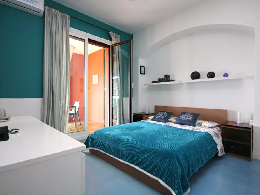 Immagine 16 di Appartamento in vendita  in via Pini d'Aleppo a Varazze