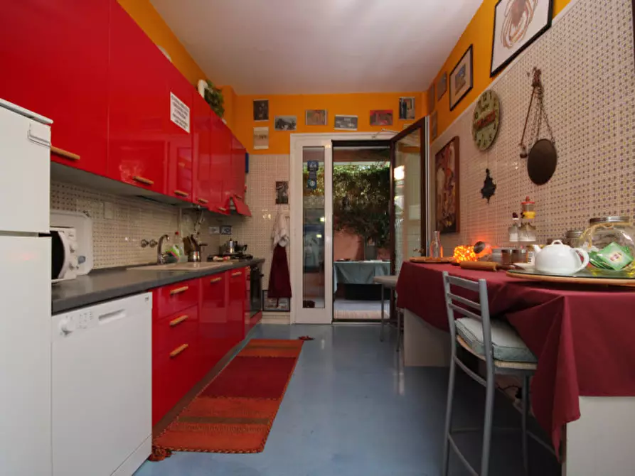 Immagine 20 di Appartamento in vendita  in via Pini d'Aleppo a Varazze