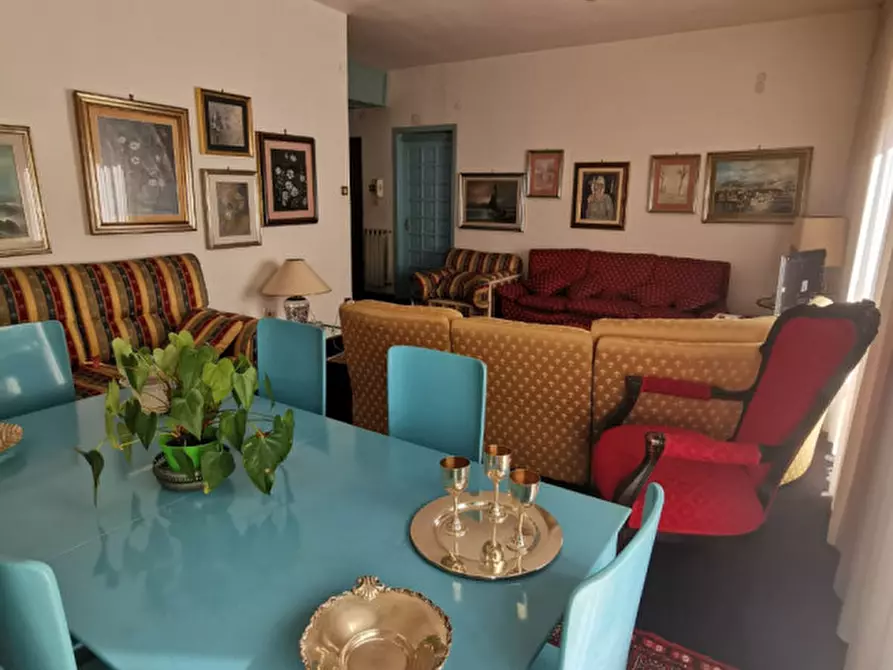 Immagine 5 di Appartamento in vendita  in Viale Vincenzo De Filippis a Catanzaro