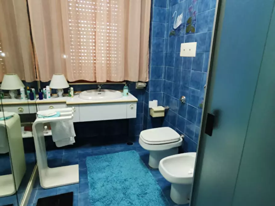 Immagine 7 di Appartamento in vendita  in Viale Vincenzo De Filippis a Catanzaro