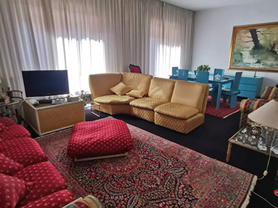 Immagine 19 di Appartamento in vendita  in Viale Vincenzo De Filippis a Catanzaro