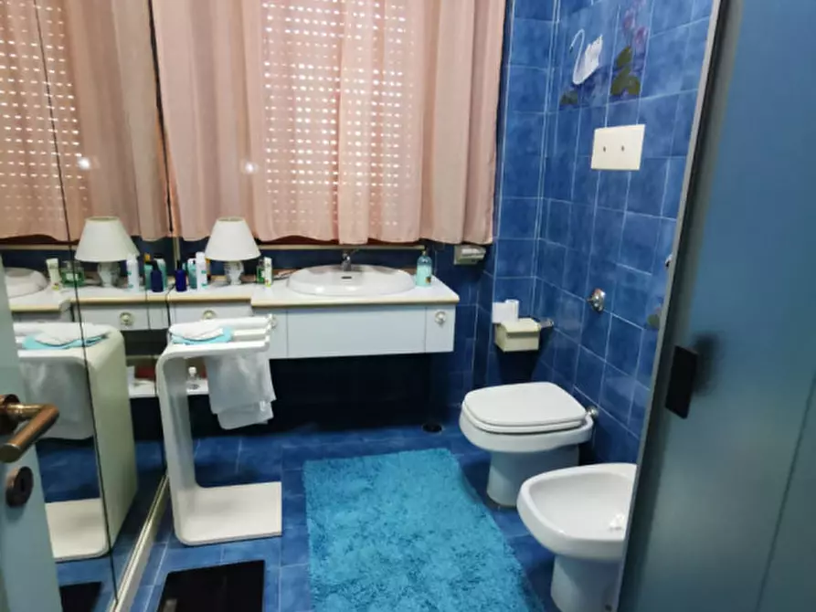 Immagine 22 di Appartamento in vendita  in Viale Vincenzo De Filippis a Catanzaro