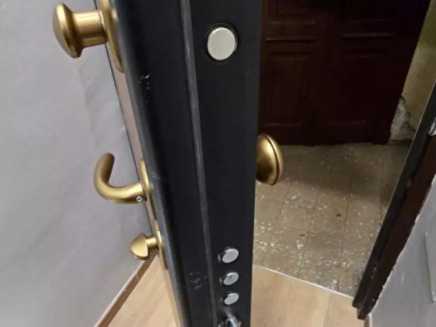 Immagine 11 di Appartamento in vendita  in Via Lauro Rossi n.25 a Torino