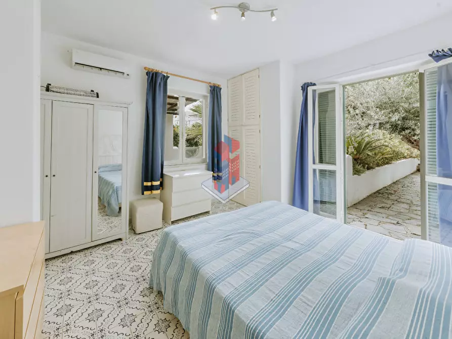 Immagine 18 di Villa in vendita  in ISCHIA-FORIO-VILLA UNIFAMILIARE a Forio