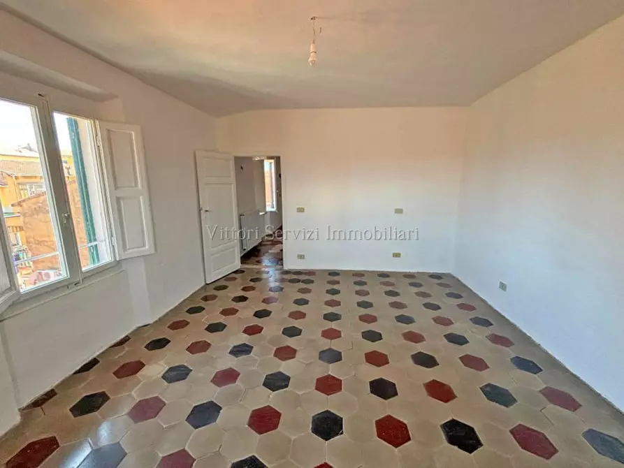 Immagine 9 di Appartamento in vendita  a Piombino