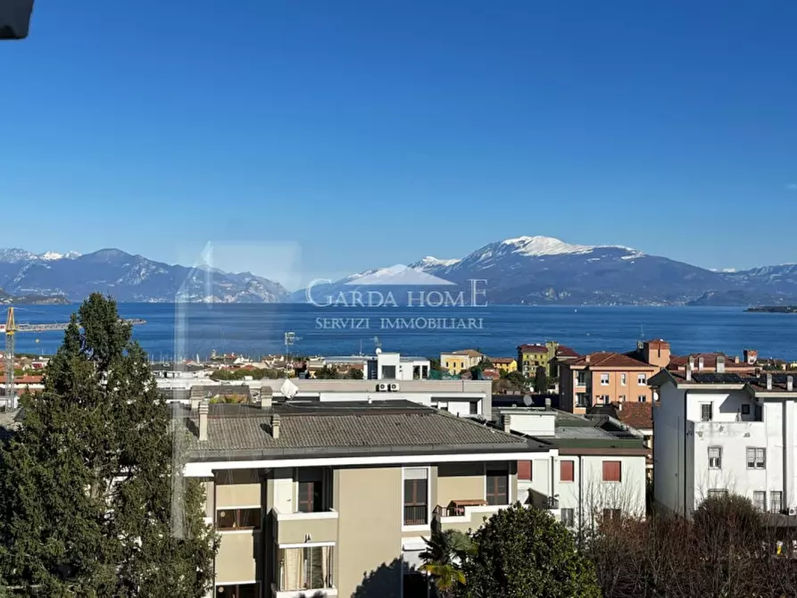 Immagine 9 di Attico in affitto  in Via Luigi Negrelli n. 5 a Desenzano Del Garda