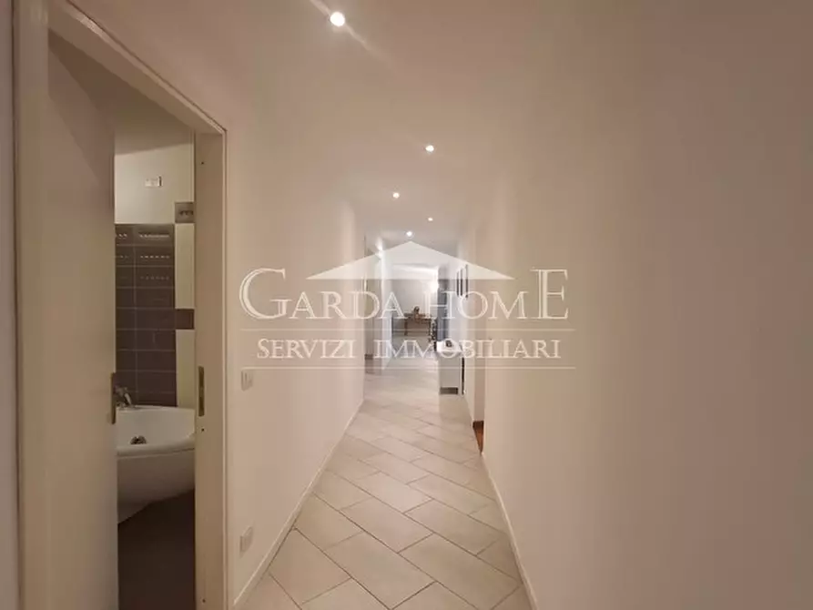 Immagine 32 di Attico in affitto  in Via Luigi Negrelli n. 5 a Desenzano Del Garda