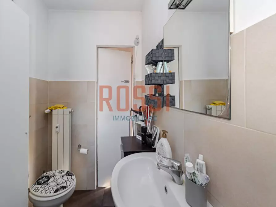 Immagine 8 di Appartamento in vendita  in VIA CASATI 9 a Monza